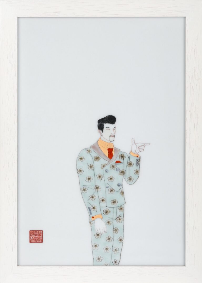 Suitman | Finger Gun